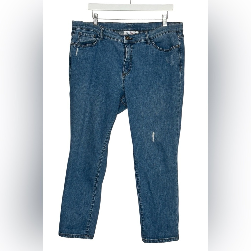 Denim & Co. Sz 18W Classic Denim Ankle Jeans antique wash light distressing EUC